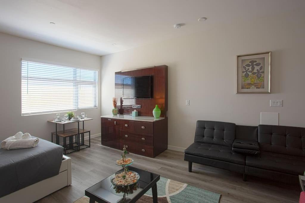 Lovely Studio W Full Kitchen In Heart Of San Diego Ngoại thất bức ảnh